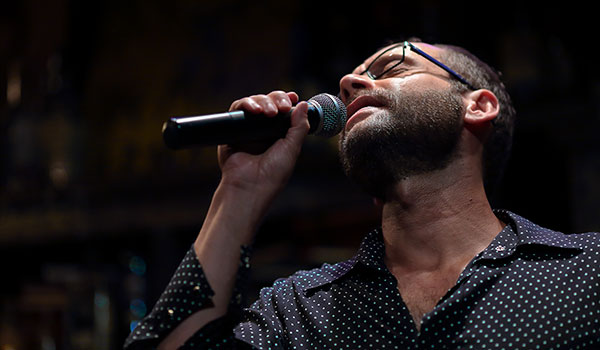 “LOVE FOR SALE “ – Canções de Cole Porter