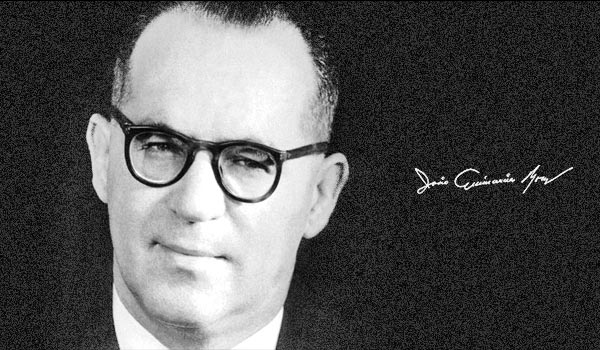 O FEITICEIRO DAS PALAVRAS